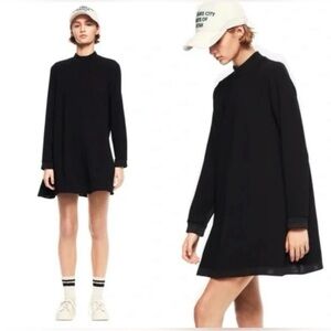 Elegant Black Long Sleeve Dress